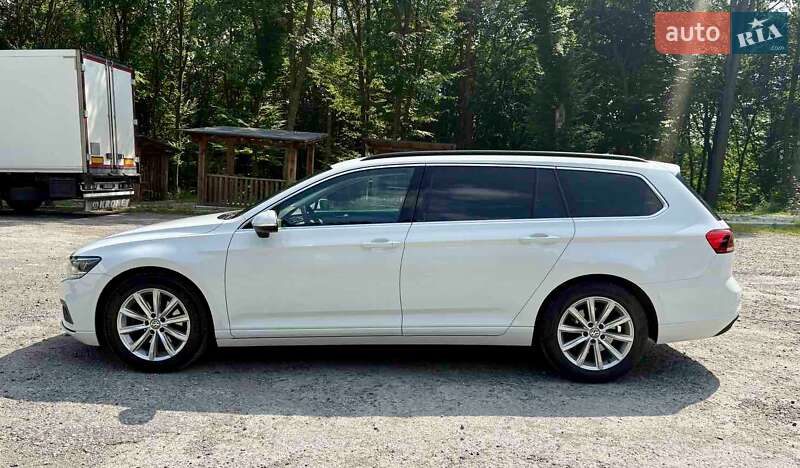 Універсал Volkswagen Passat 2020 в Бережанах