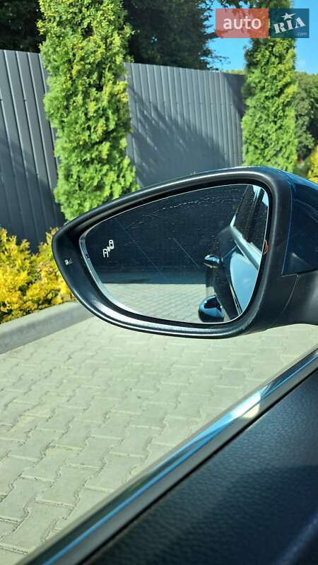 Седан Volkswagen Passat 2021 в Микулинцях