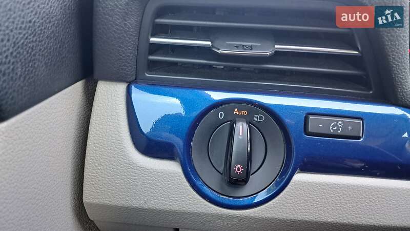 Седан Volkswagen Passat 2021 в Микулинцях