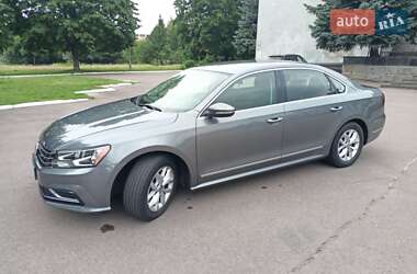 Седан Volkswagen Passat 2016 в 