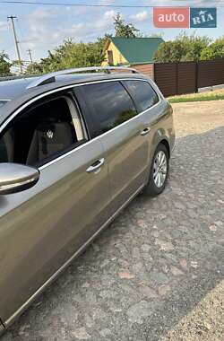 Универсал Volkswagen Passat 2012 в Смеле