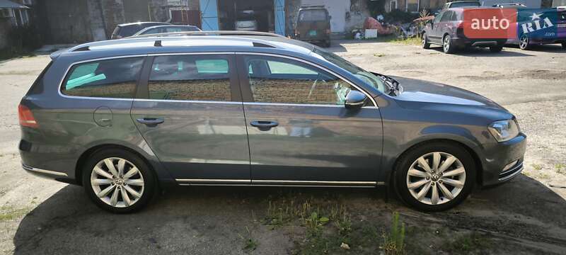 Универсал Volkswagen Passat 2011 в Киеве