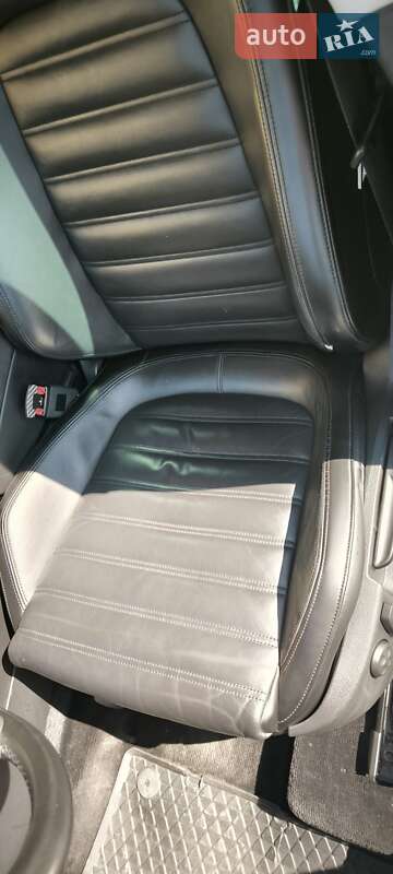 Универсал Volkswagen Passat 2011 в Киеве