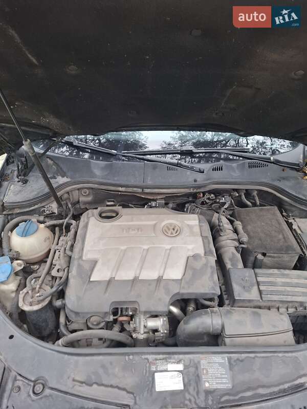 Универсал Volkswagen Passat 2008 в Шептицькому