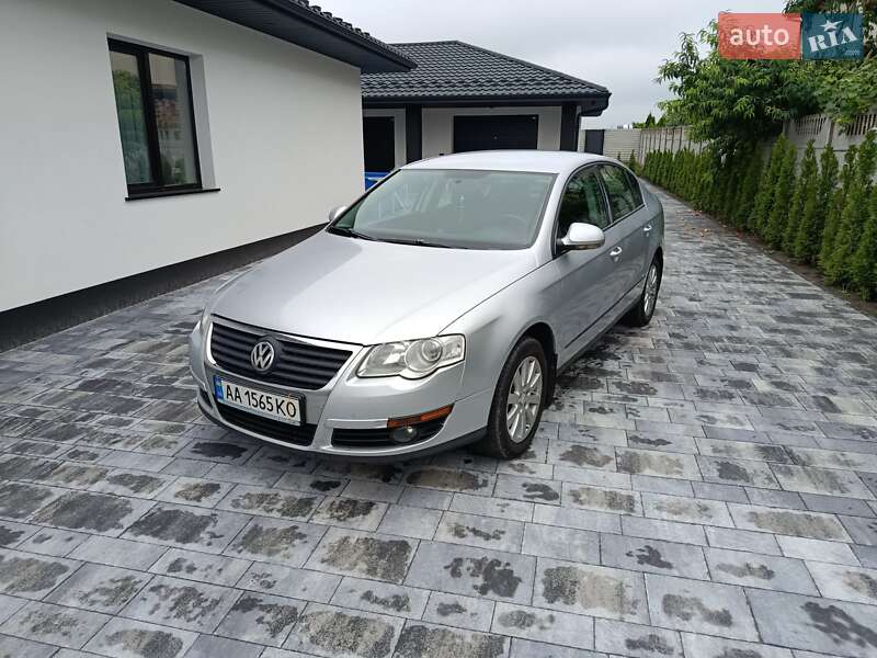 Volkswagen Passat 2010