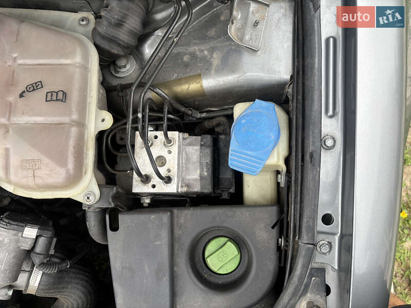 Седан Volkswagen Passat 2002 в Черновцах фото 19 Седан Volkswagen Passat 2002 в Черновцах