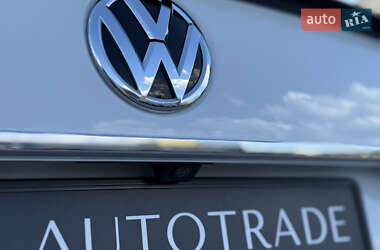 Седан Volkswagen Passat 2016 в 