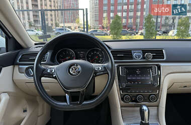 Седан Volkswagen Passat 2016 в 