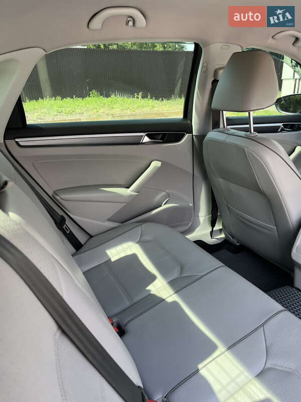 Седан Volkswagen Passat 2018 в Кременчуці