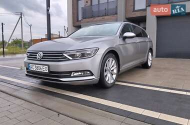 Універсал Volkswagen Passat 2015 в Ковелі