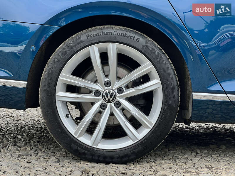 Универсал Volkswagen Passat 2022 в Луцке