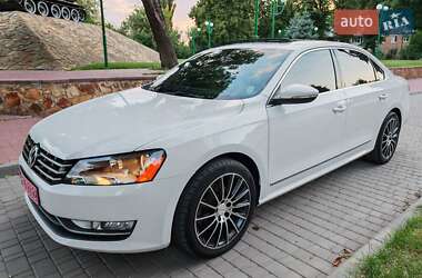 Седан Volkswagen Passat 2014 в Могилев-Подольске