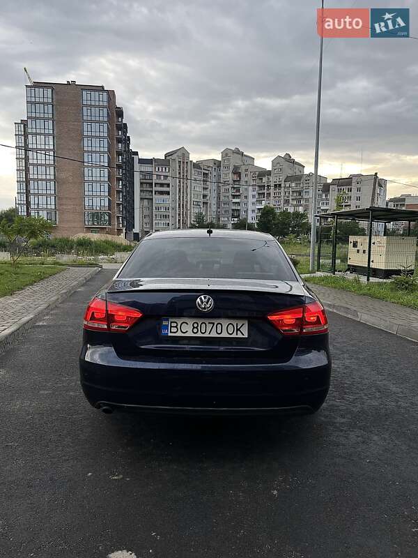 Седан Volkswagen Passat 2013 в Шептицькому