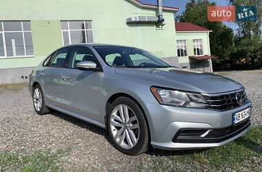 Седан Volkswagen Passat 2018 в Виннице