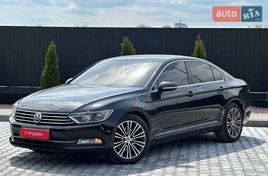 Седан Volkswagen Passat 2015 в Дніпрі