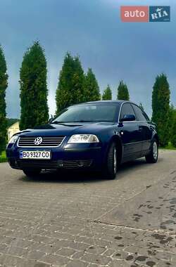 Седан Volkswagen Passat 2003 в Бучачі