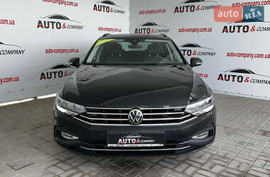 Універсал Volkswagen Passat 2021 в Львові