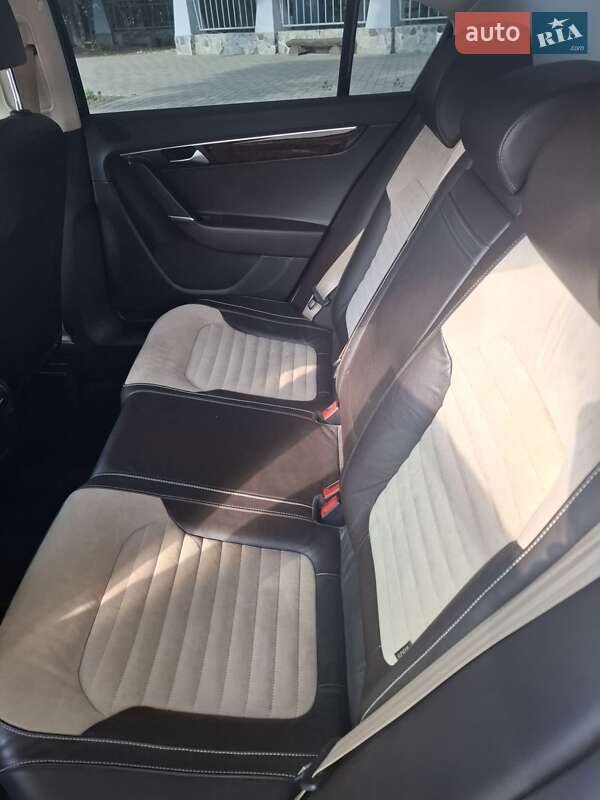 Седан Volkswagen Passat 2011 в Полтаві