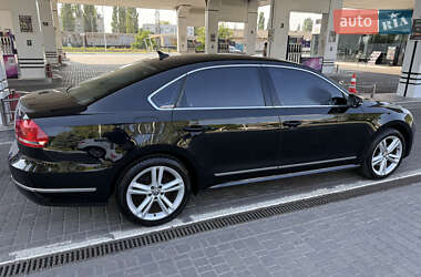 Седан Volkswagen Passat 2015 в 