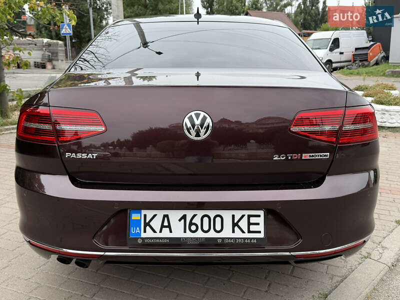 Седан Volkswagen Passat 2015 в Киеве