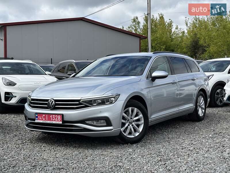 Volkswagen Passat 2022