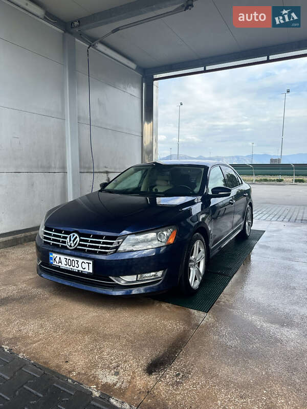 Седан Volkswagen Passat 2013 в Киеве фото 5 Седан Volkswagen Passat 2013 в Киеве