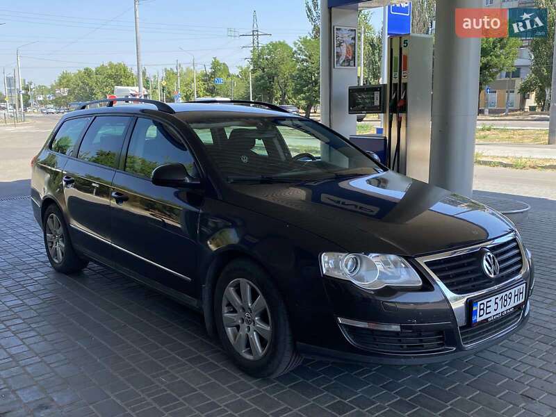 Универсал Volkswagen Passat 2006 в Николаеве