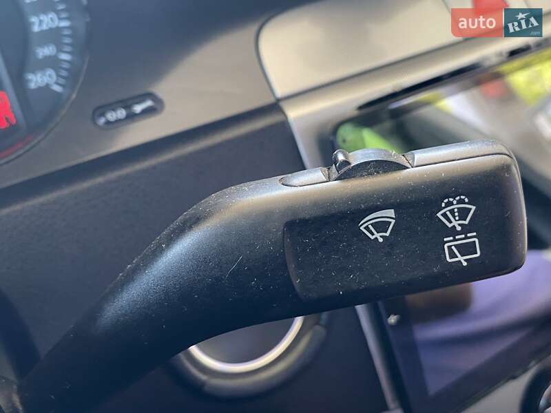 Универсал Volkswagen Passat 2006 в Николаеве