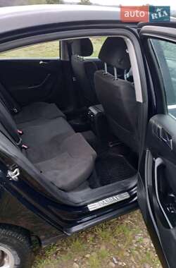 Седан Volkswagen Passat 2006 в 