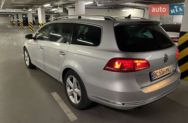 Универсал Volkswagen Passat 2011 в Львове