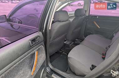Седан Volkswagen Passat 1999 в Буче