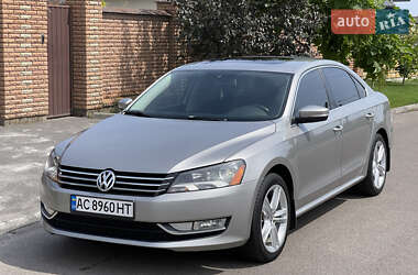 Седан Volkswagen Passat 2014 в Києві