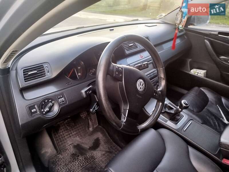 Седан Volkswagen Passat 2005 в Радивилове фото 6 Седан Volkswagen Passat 2005 в Радивилове
