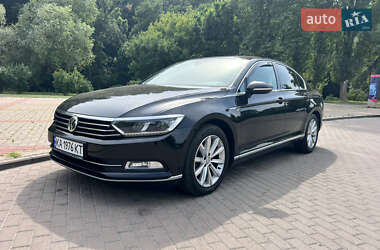 Седан Volkswagen Passat 2016 в Києві