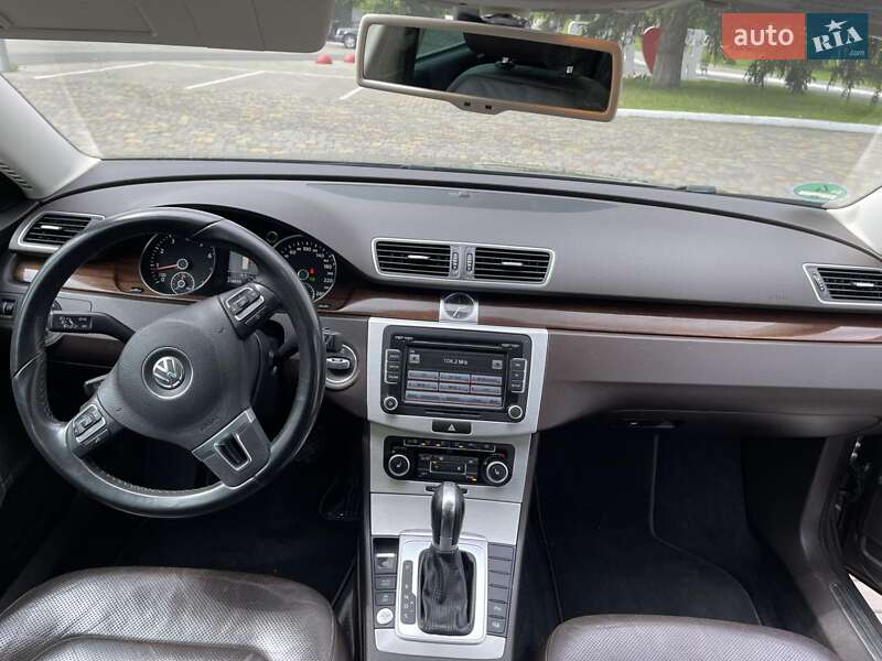 Универсал Volkswagen Passat 2011 в Чернигове