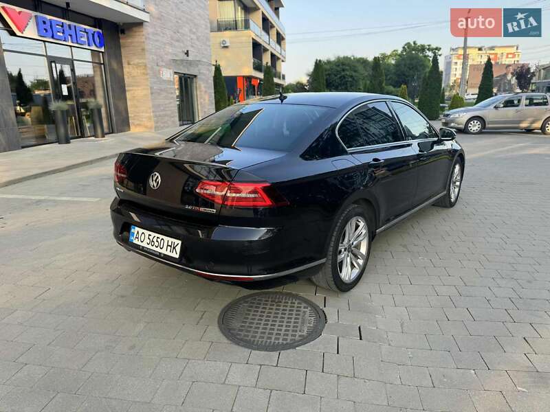 Седан Volkswagen Passat 2017 в Ужгороде