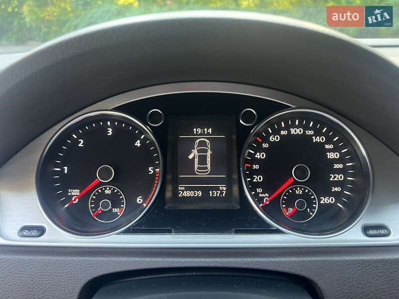 Седан Volkswagen Passat 2013 в Дніпрі фото 11 Седан Volkswagen Passat 2013 в Дніпрі