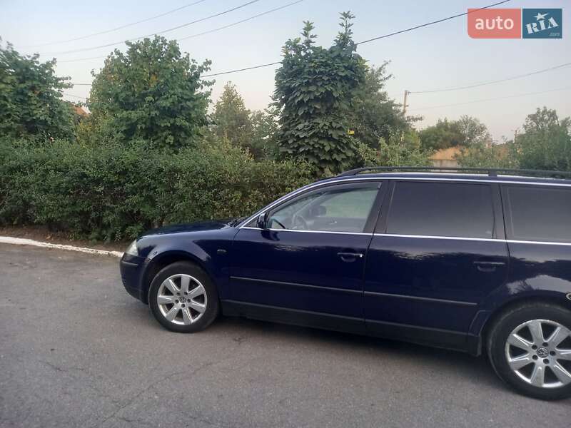 Универсал Volkswagen Passat 2002 в Тульчине