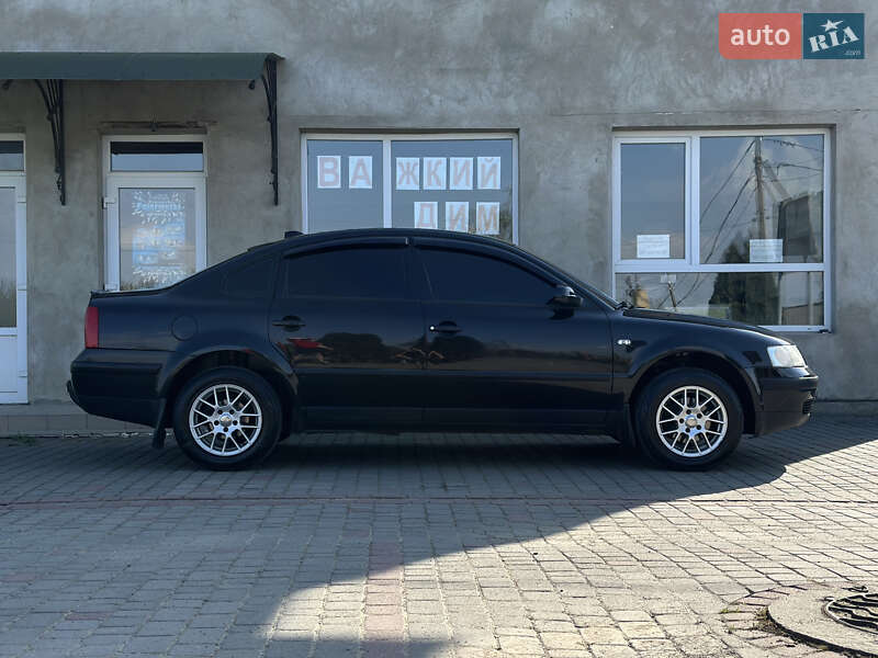 Седан Volkswagen Passat 2000 в Косове