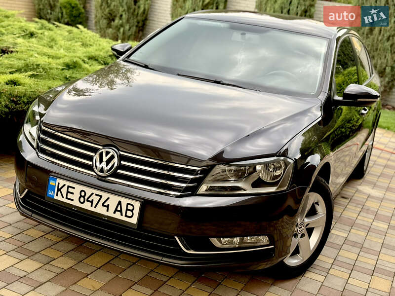 Volkswagen Passat 2011