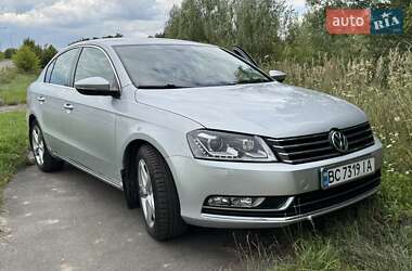 Седан Volkswagen Passat 2011 в Львові