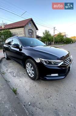 Універсал Volkswagen Passat 2016 в Львові