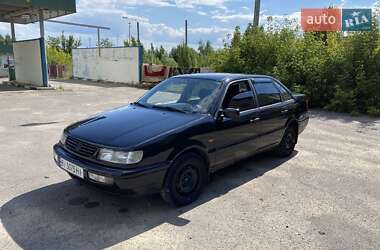 Седан Volkswagen Passat 1994 в Шаргороді