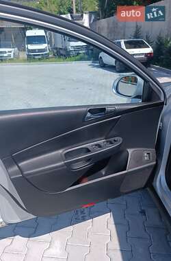 Седан Volkswagen Passat 2006 в 