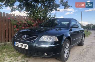 Седан Volkswagen Passat 2004 в Березному
