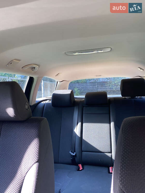 Универсал Volkswagen Passat 2009 в Луцке фото 4 Универсал Volkswagen Passat 2009 в Луцке