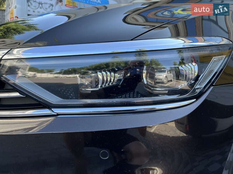 Универсал Volkswagen Passat 2019 в Киеве фото 14 Универсал Volkswagen Passat 2019 в Киеве