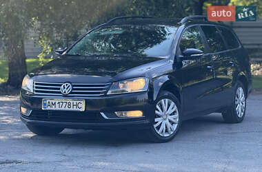 Універсал Volkswagen Passat 2010 в Звягелі