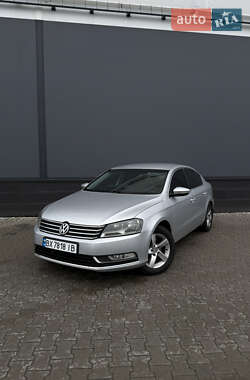 Седан Volkswagen Passat 2011 в Обухові