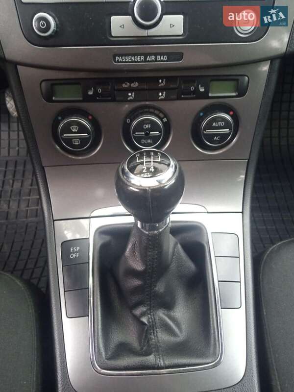 Универсал Volkswagen Passat 2007 в Самборе